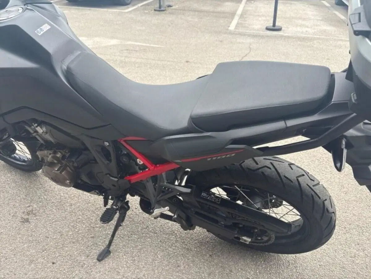 Honda Africa Twin CRF 1100L DCT (2020 - 21) (4)