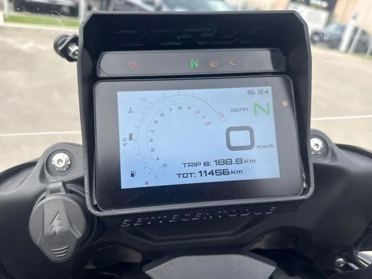 Benelli TRK 702X (2023 - 25) (5)