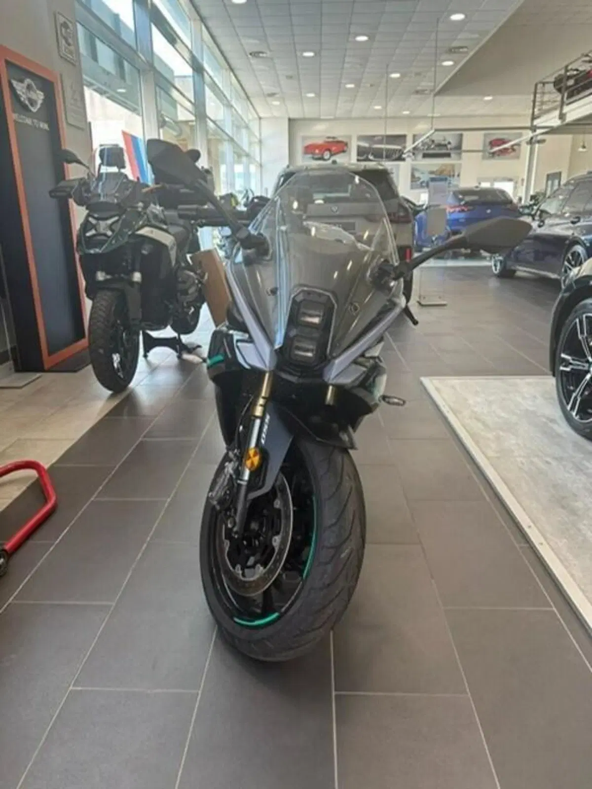 Benelli Tornado 550 (2025 - 26) (4)