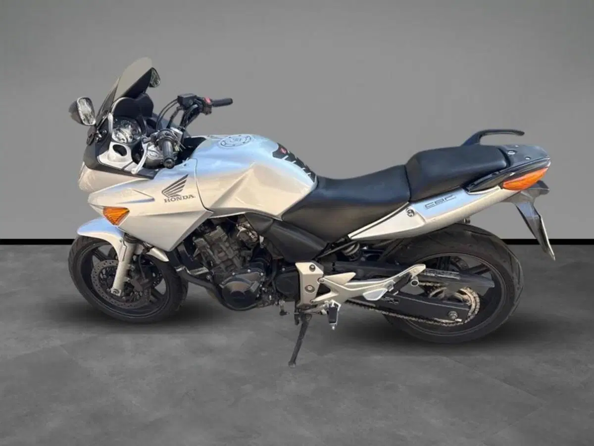 Honda CBF 600 (2004 - 06) (2)
