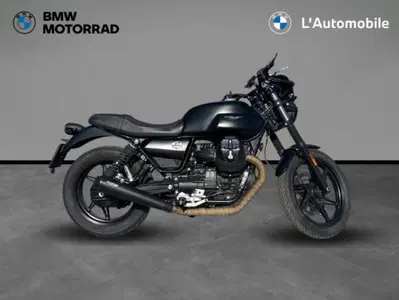 Moto Guzzi V7 Stone (2021 - 24) usata