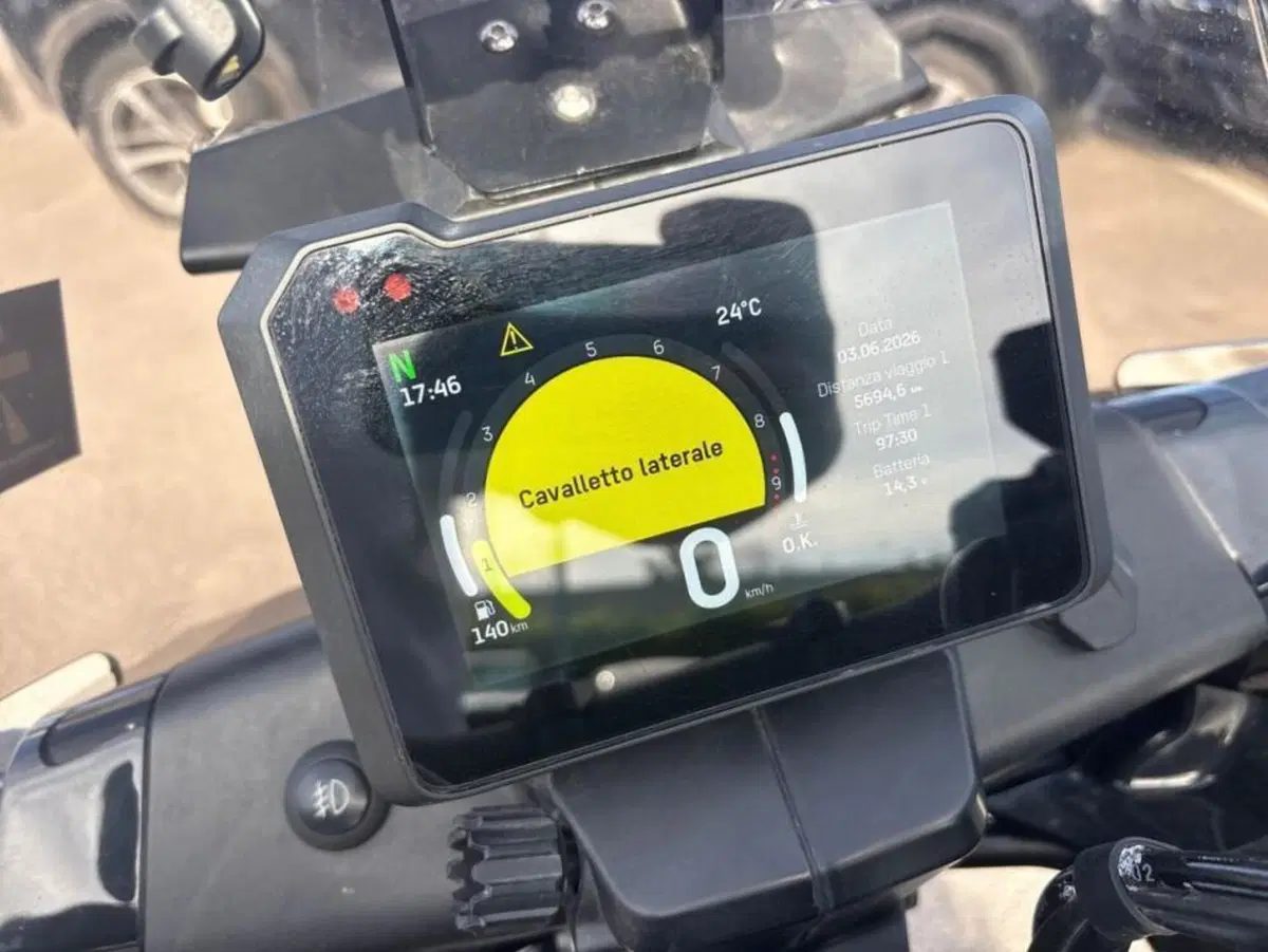 Husqvarna Norden 901 (2022 - 26) (5)
