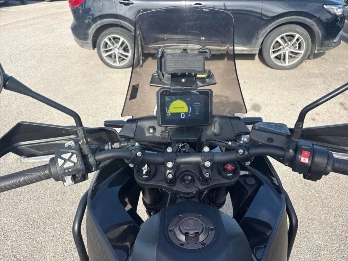 Husqvarna Norden 901 (2022 - 26) (6)