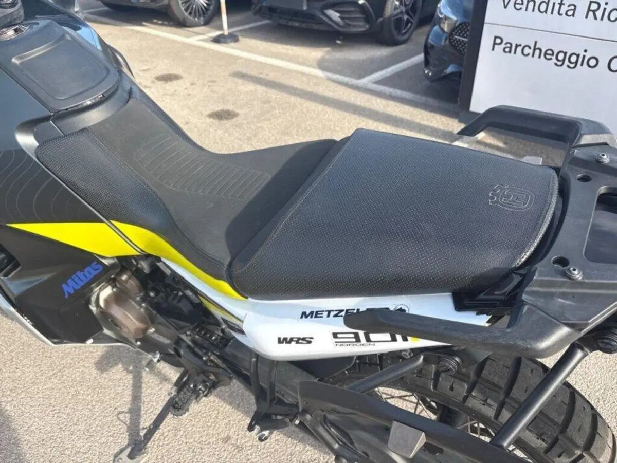 Husqvarna Norden 901 (2022 - 26) (4)