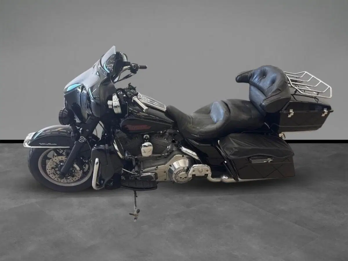Harley-Davidson 1450 Electra Glide Standard (2002 - 09) - FLHTC (2)