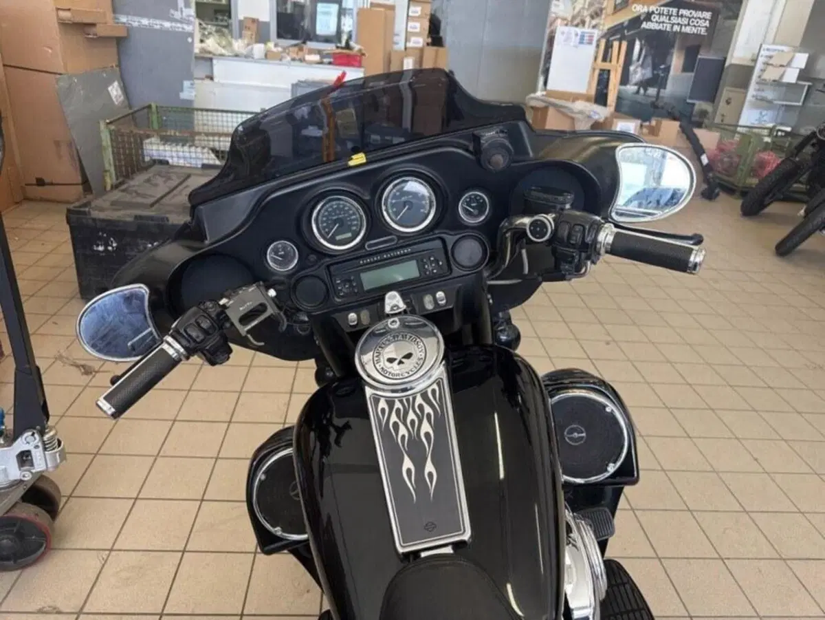 Harley-Davidson 1450 Electra Glide Standard (2002 - 09) - FLHTC (6)