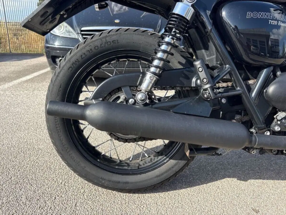 Triumph Bonneville T120 (2016 - 20) (8)