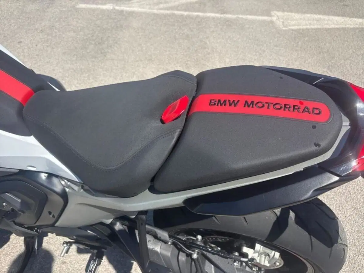 Bmw R 1300 RS (2026) (4)