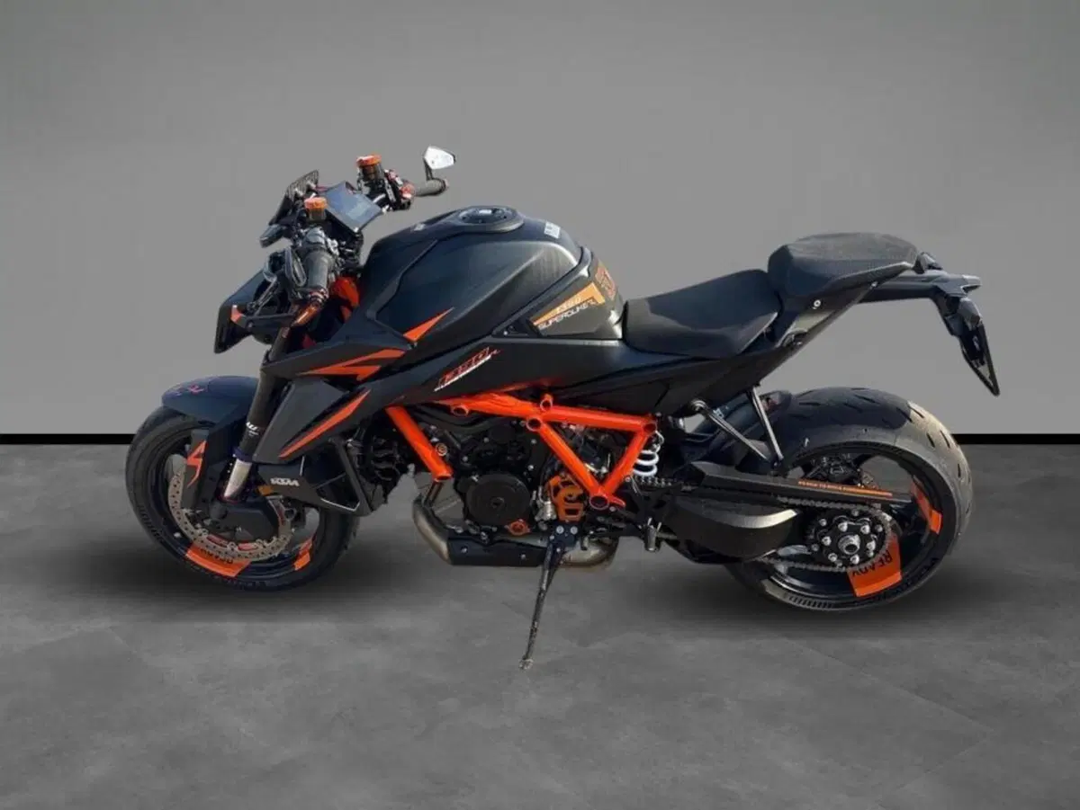 KTM 1390 Super Duke R EVO (2024 - 26) (2)