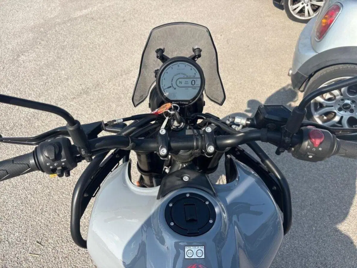 Royal Enfield Himalayan 450 (2024 - 26) (6)
