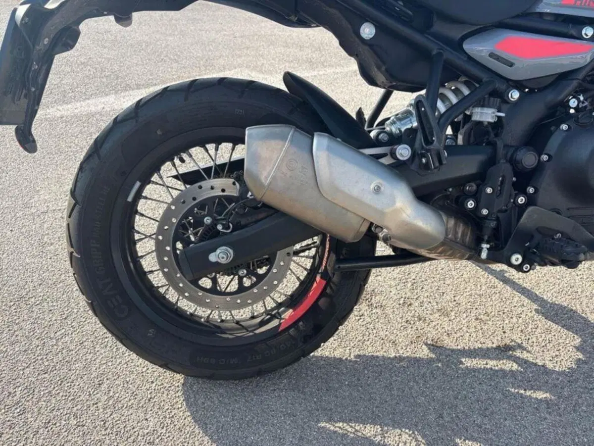 Royal Enfield Himalayan 450 (2024 - 26) (8)
