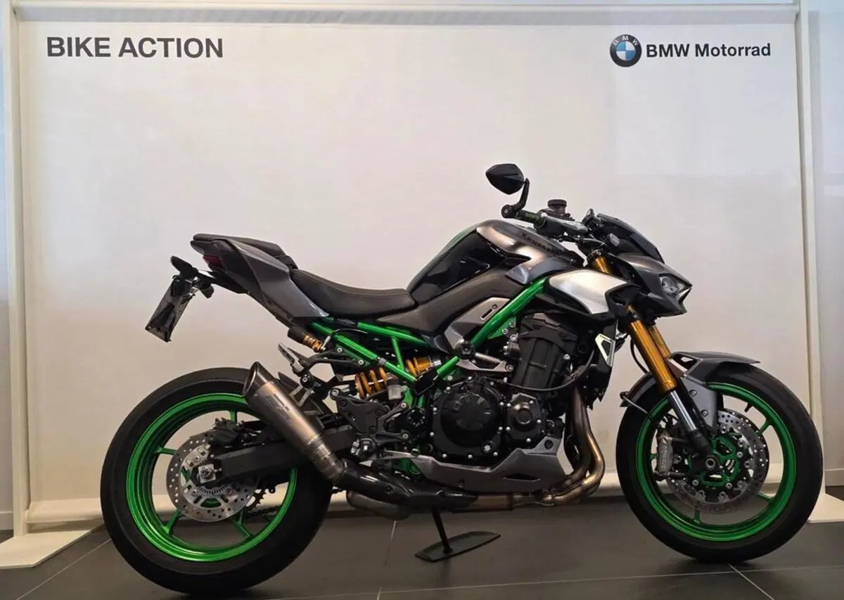 Kawasaki Z 900 SE (2025 - 26)