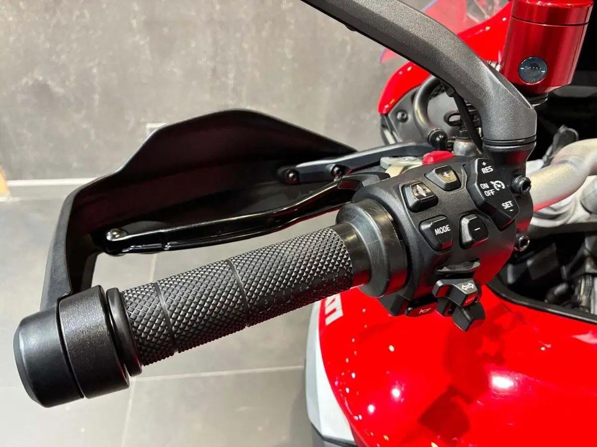 Ducati Multistrada V4 S (2021 - 24) (12)