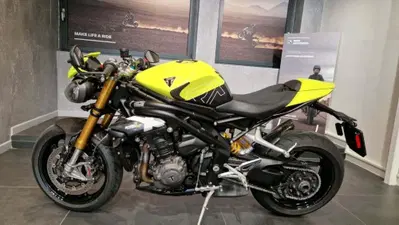 Triumph Speed Triple 1200 RX (2025 - 26) usata