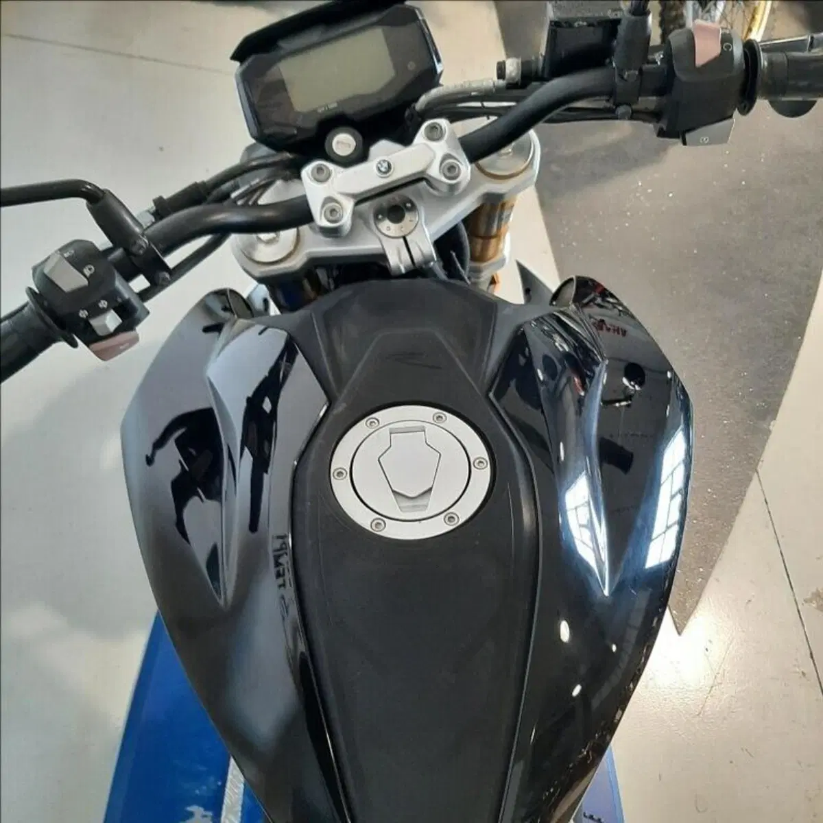Bmw G 310 R (2016 - 20) (10)