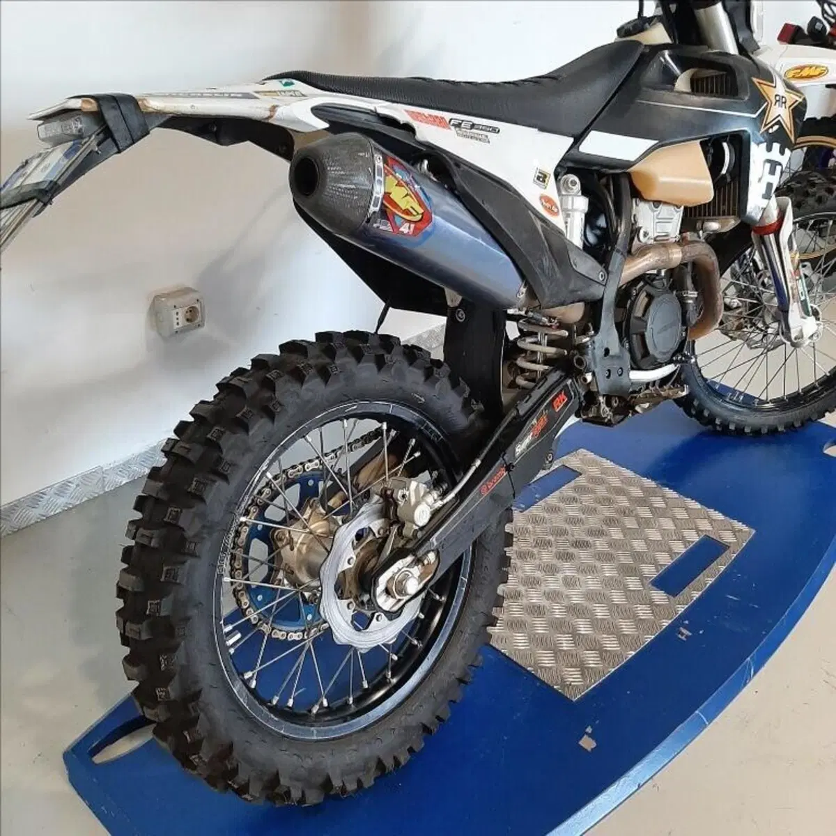 Husqvarna FE 350 Rockstar Edition (2021) (6)