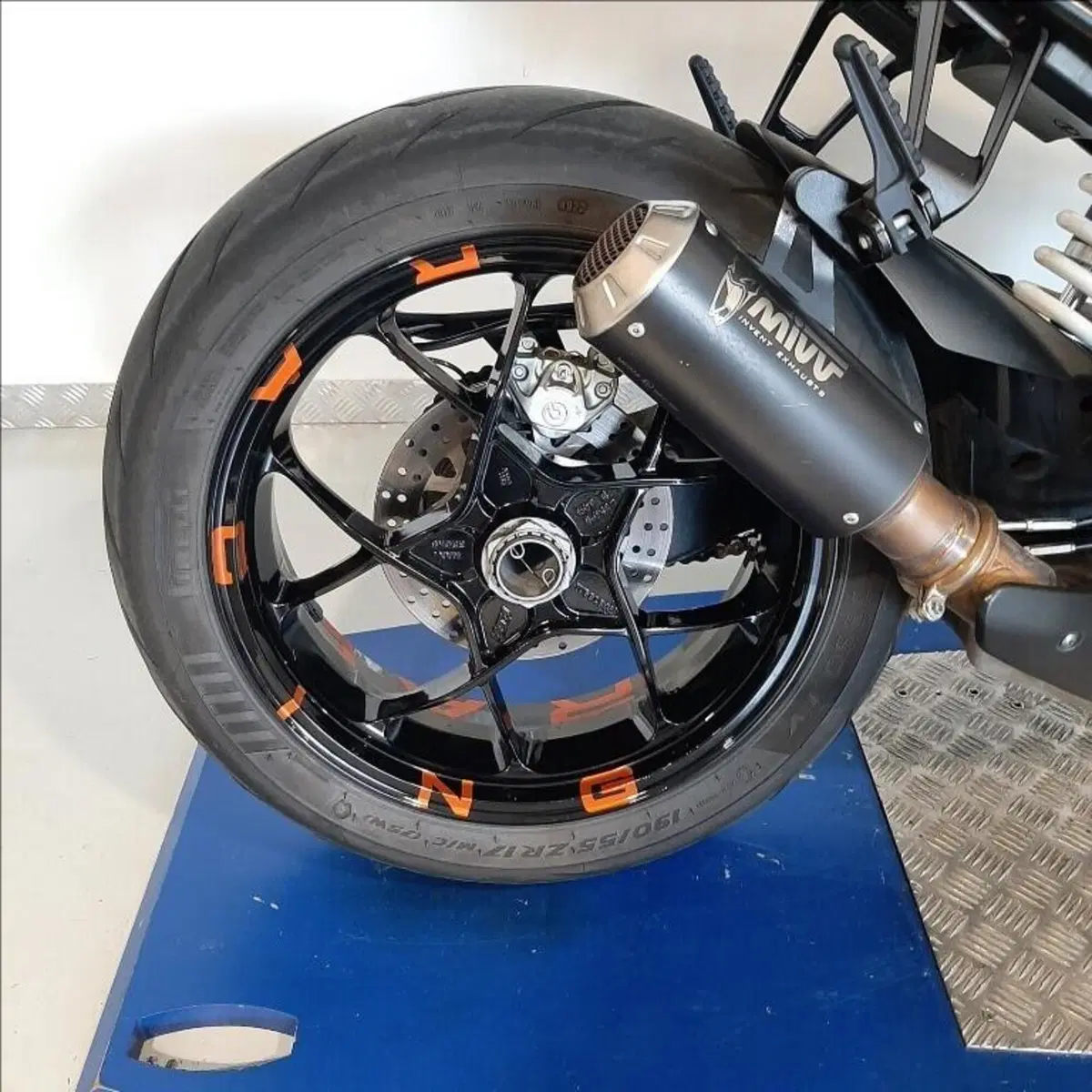 KTM 1290 Super Duke R ABS (2017 - 18) (7)