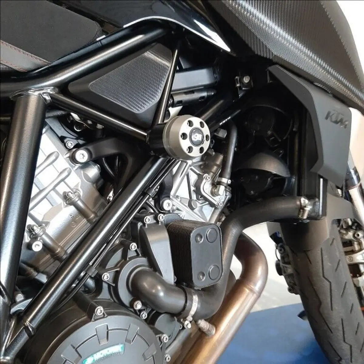 KTM 1290 Super Duke R ABS (2017 - 18) (12)