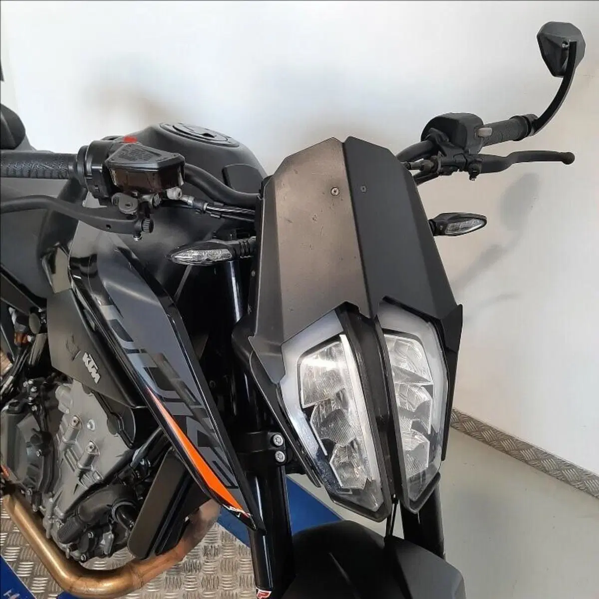 KTM 890 Duke (2021 - 23) (4)