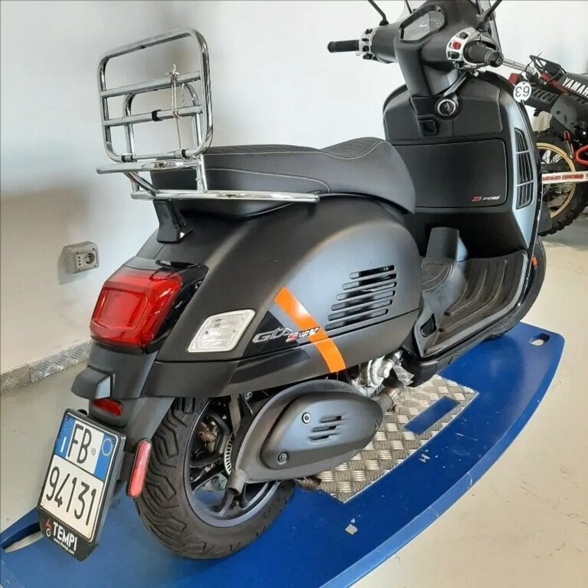 Vespa GTS 300 Super (2023 - 24) (6)