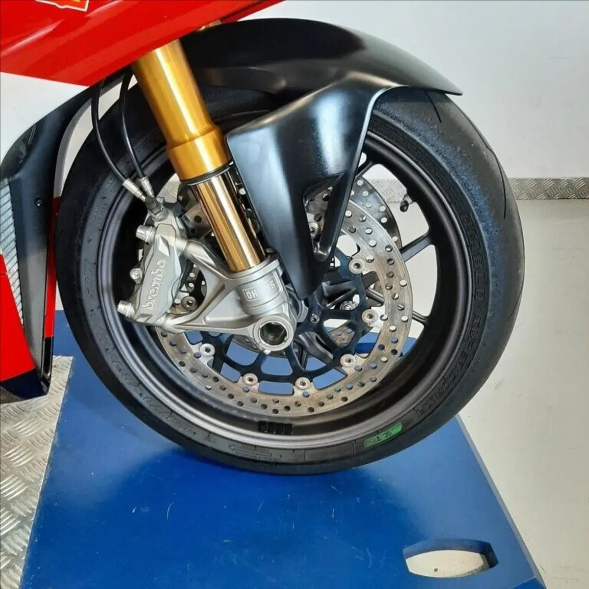 Ducati Panigale V2 Bayliss 1st Championship 20th Anniversary (2021 - 24) (3)