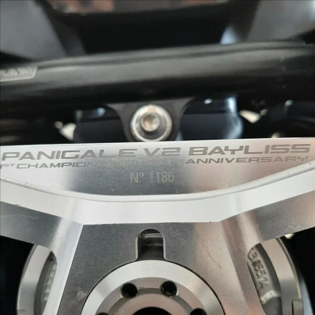 Ducati Panigale V2 Bayliss 1st Championship 20th Anniversary (2021 - 24) (17)