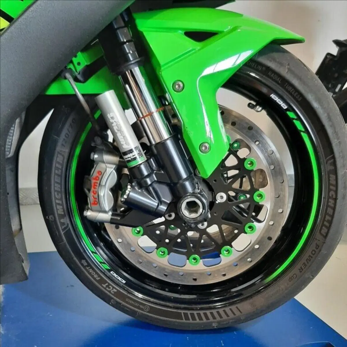 Kawasaki Ninja 1000 ZX-10R KRT Replica (2017 - 18) (3)