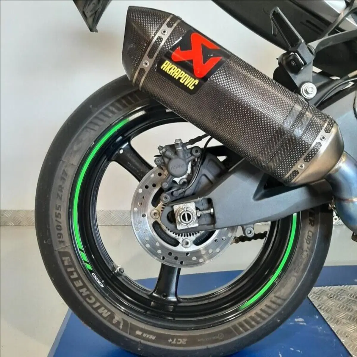 Kawasaki Ninja 1000 ZX-10R KRT Replica (2017 - 18) (8)