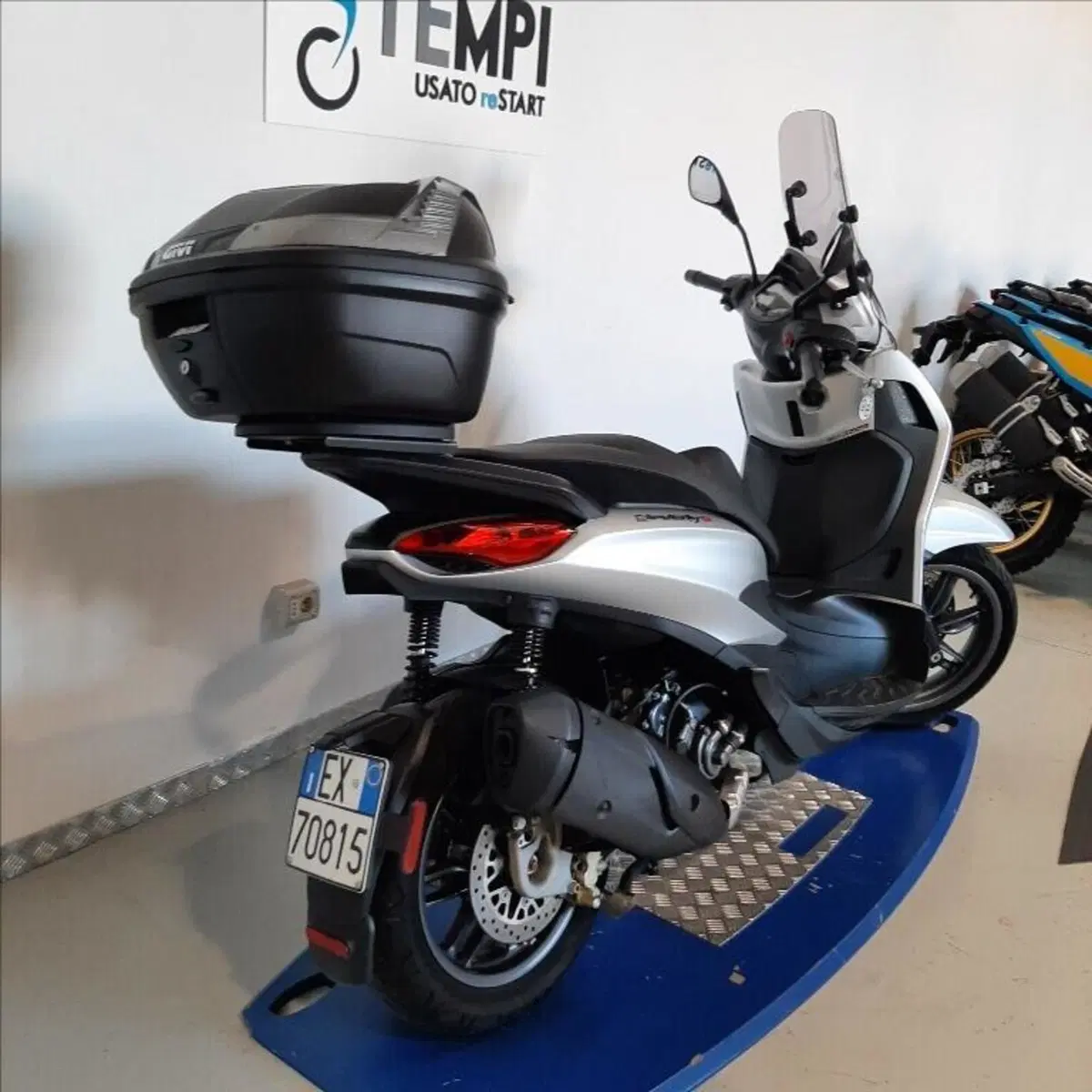 Piaggio Beverly 300 S ABS-ASR (2021 - 25) (5)