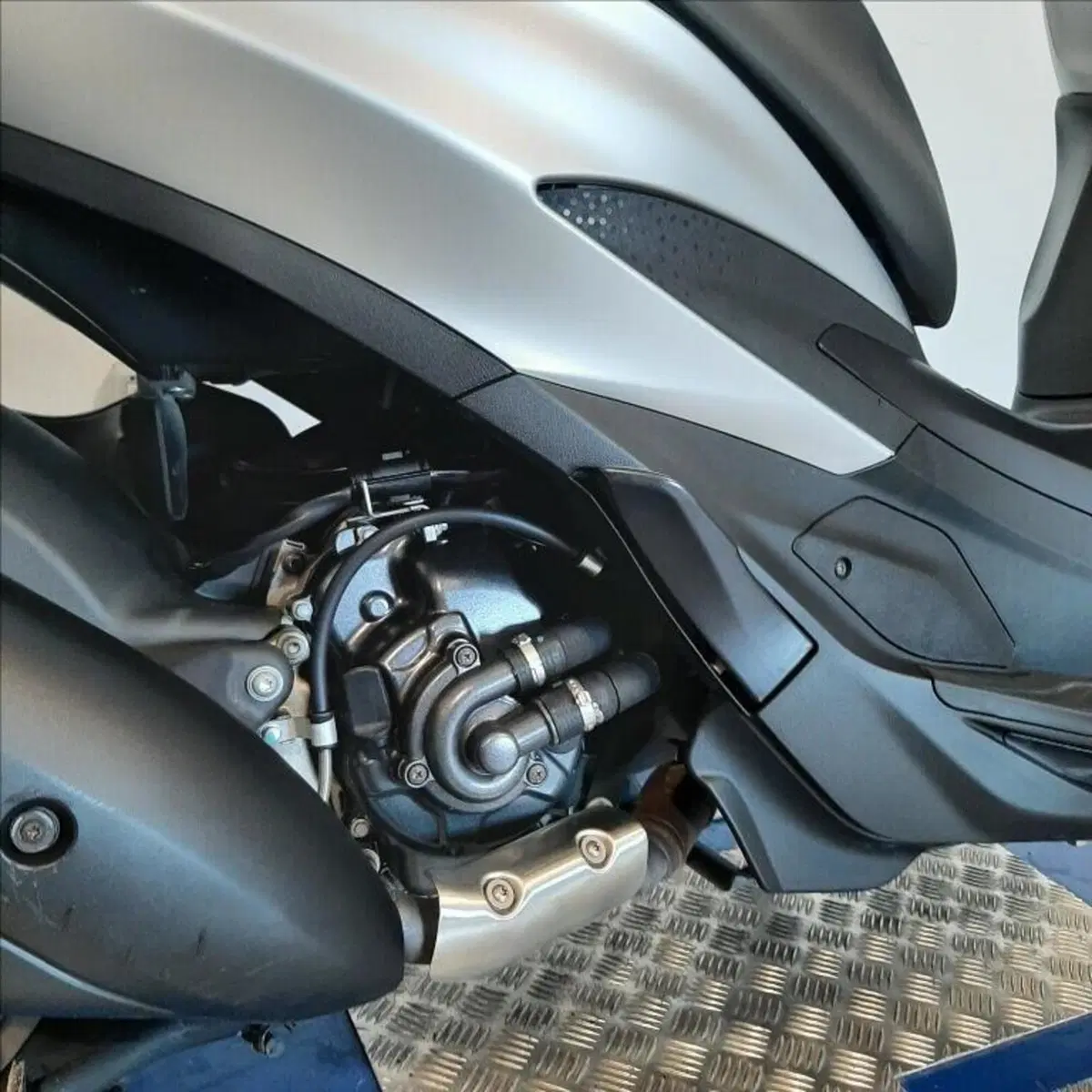 Piaggio Beverly 300 S ABS-ASR (2021 - 25) (7)