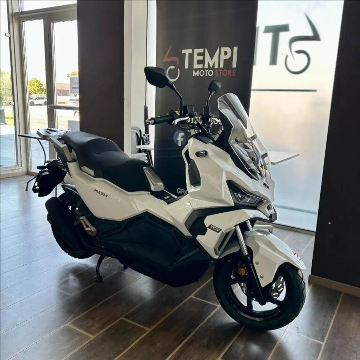 Sym ADX 125 (2025 - 26) (2)