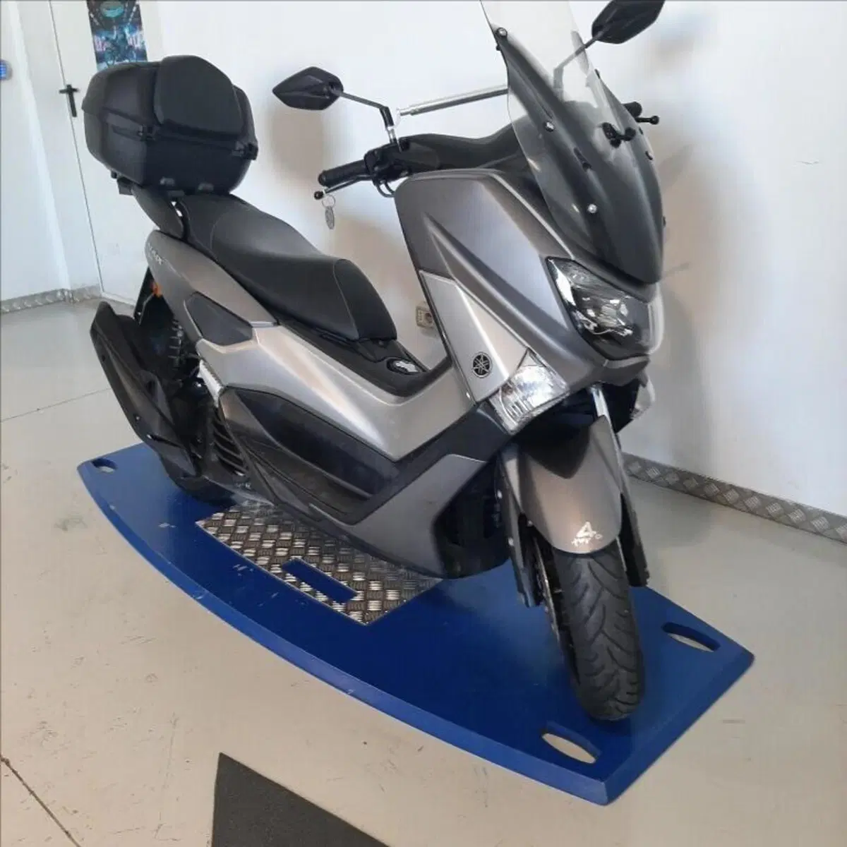 Yamaha N-Max 155 (2017 - 20) (9)