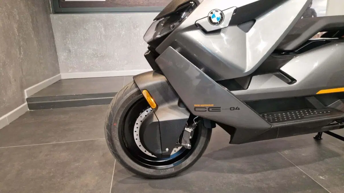 Bmw CE 04 (2021 - 25) (14)