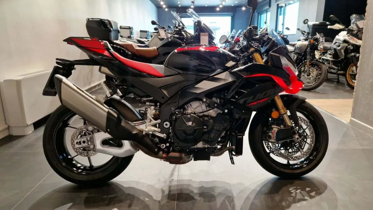 Aprilia Tuono V4 (2025 - 26) (4)