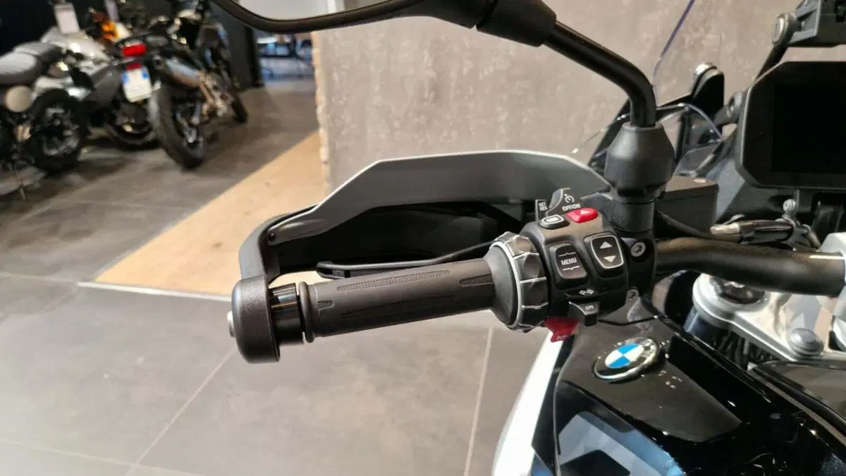 Bmw R 1300 GS Triple Black (2023 - 26) (8)