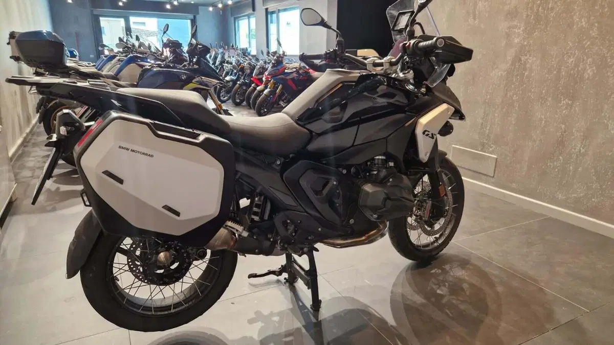 Bmw R 1300 GS Triple Black (2023 - 26) (5)