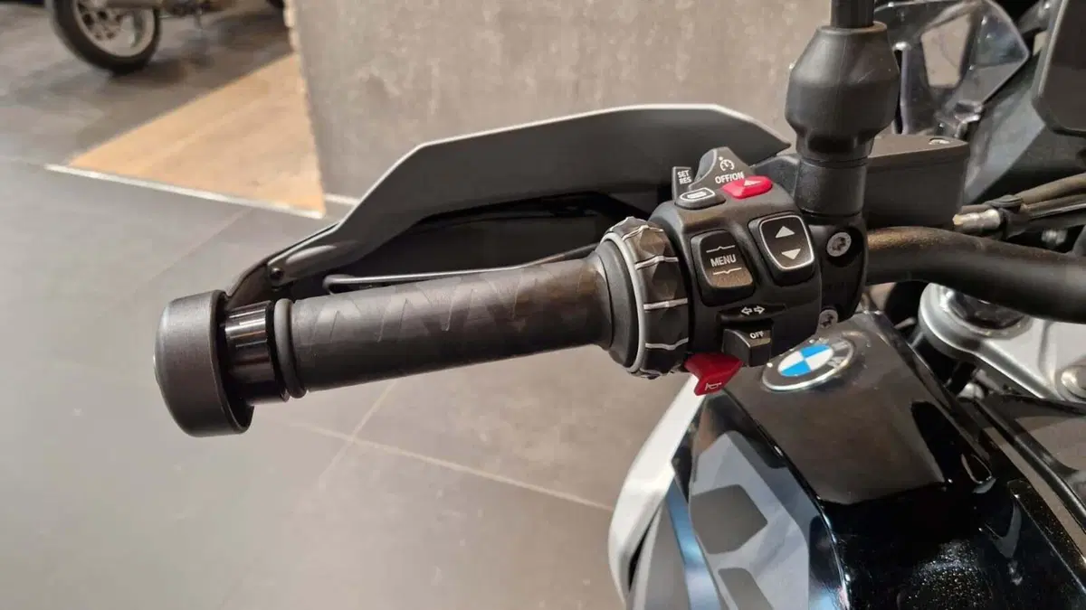 Bmw R 1300 GS Triple Black (2023 - 26) (8)