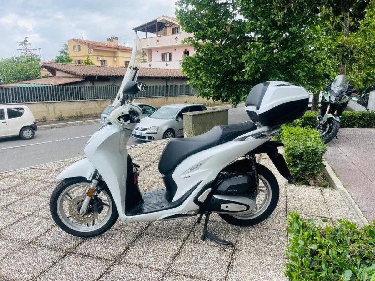 Honda SH 150i (2020 - 23) (10)