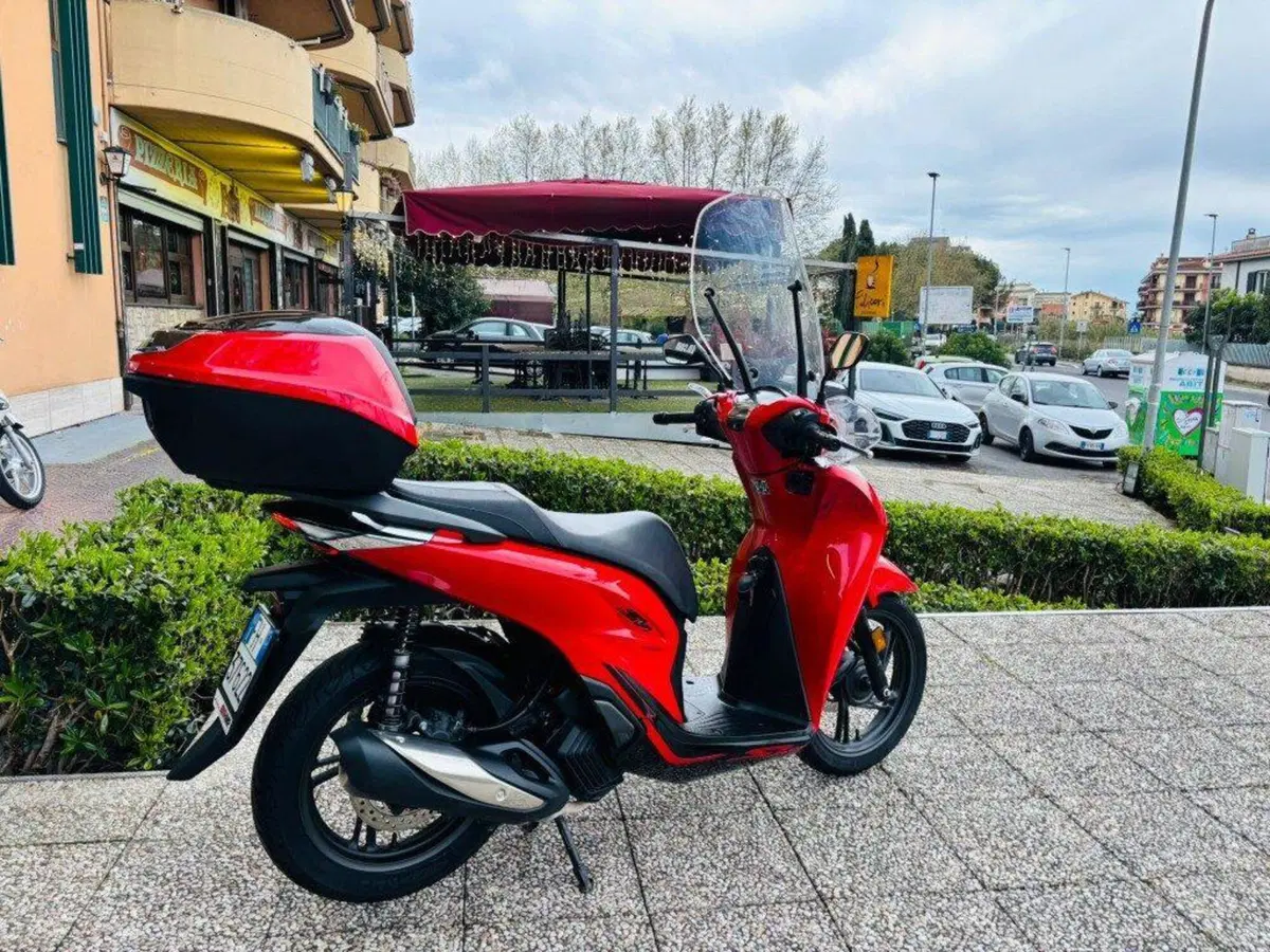 Honda SH 150i (2020 - 23) (9)