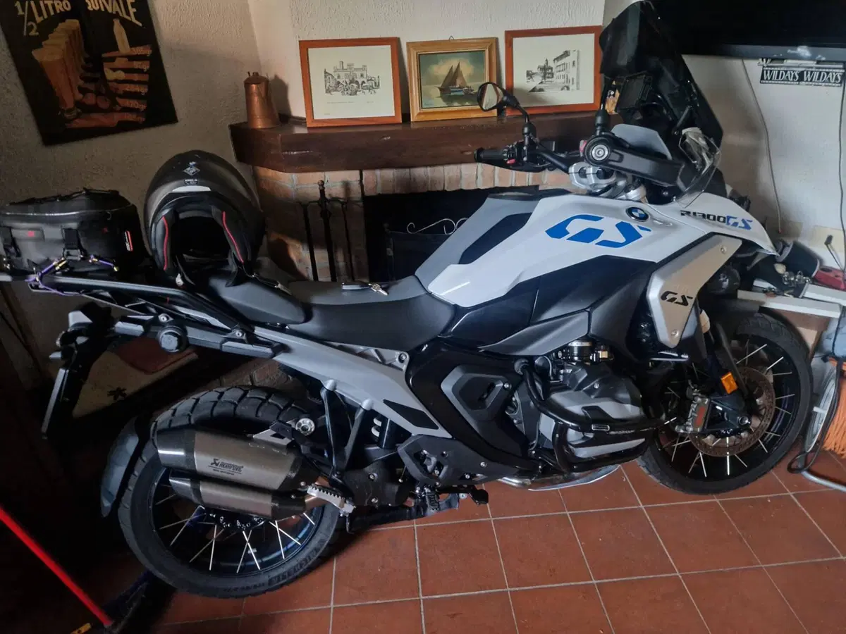 Bmw R 1300 GS (2023 - 26) (4)