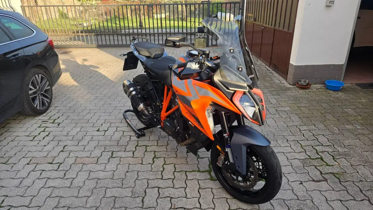 KTM 1290 Super Duke GT (2022 - 25)