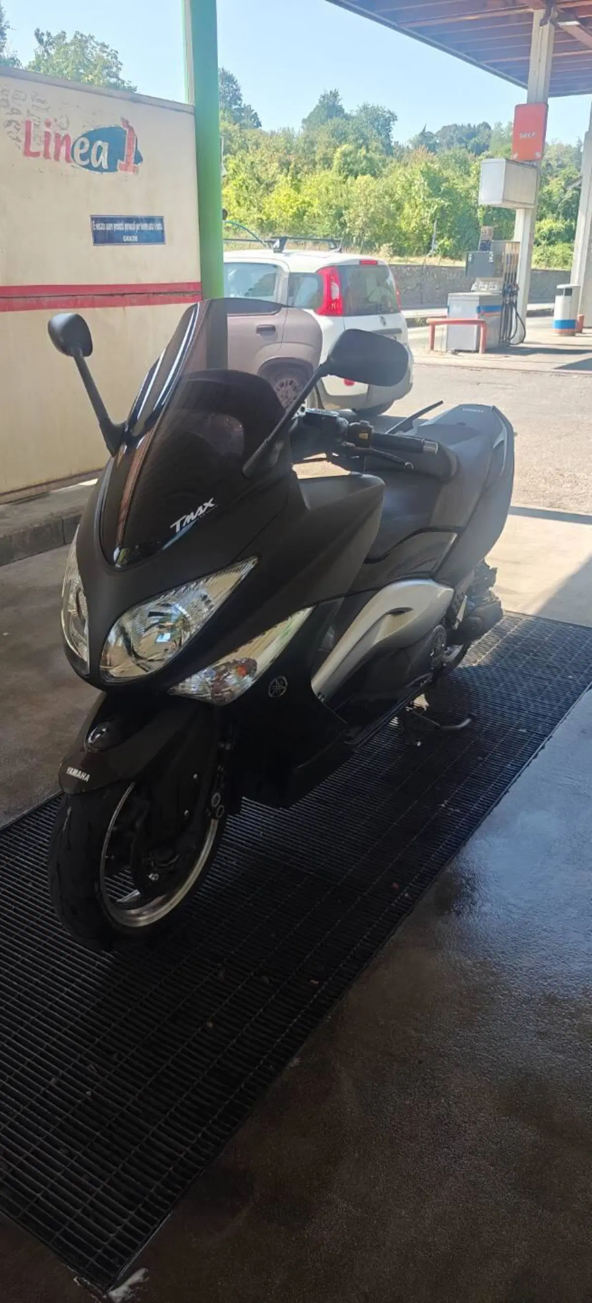 Yamaha T-Max 500 Tech Max (2011 - 13)