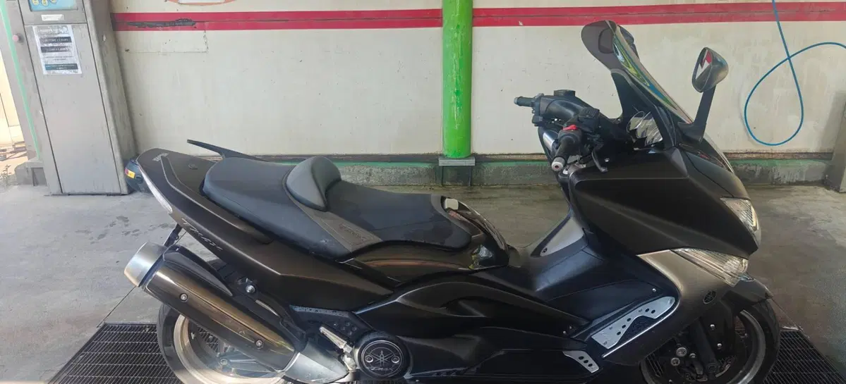 Yamaha T-Max 500 Tech Max (2011 - 13) (4)