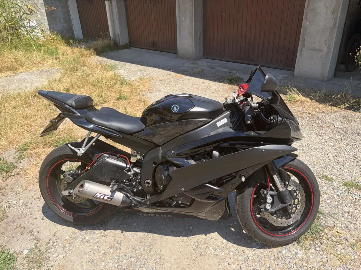 Yamaha YZF R6 (2006 - 07)