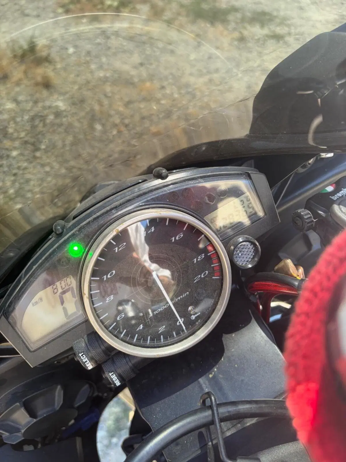 Yamaha YZF R6 (2006 - 07) (9)