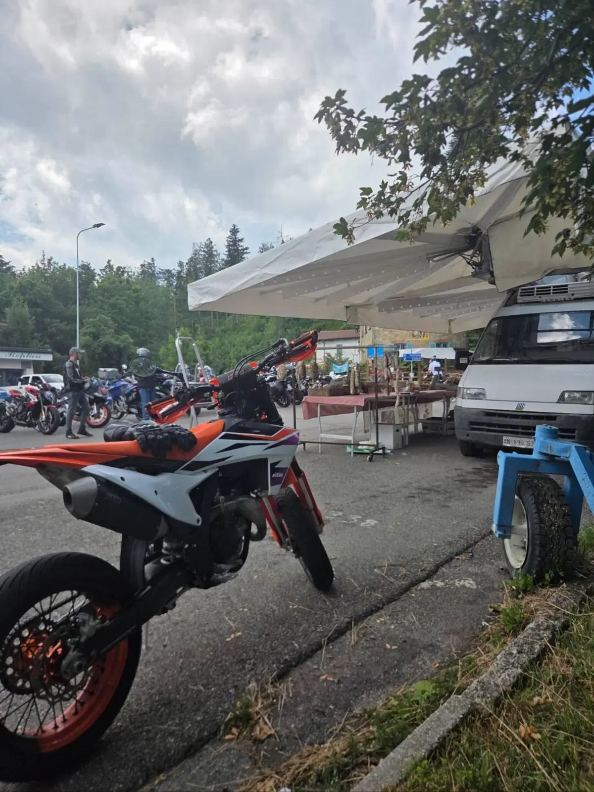 KTM 450 SX-F (2024) (2)