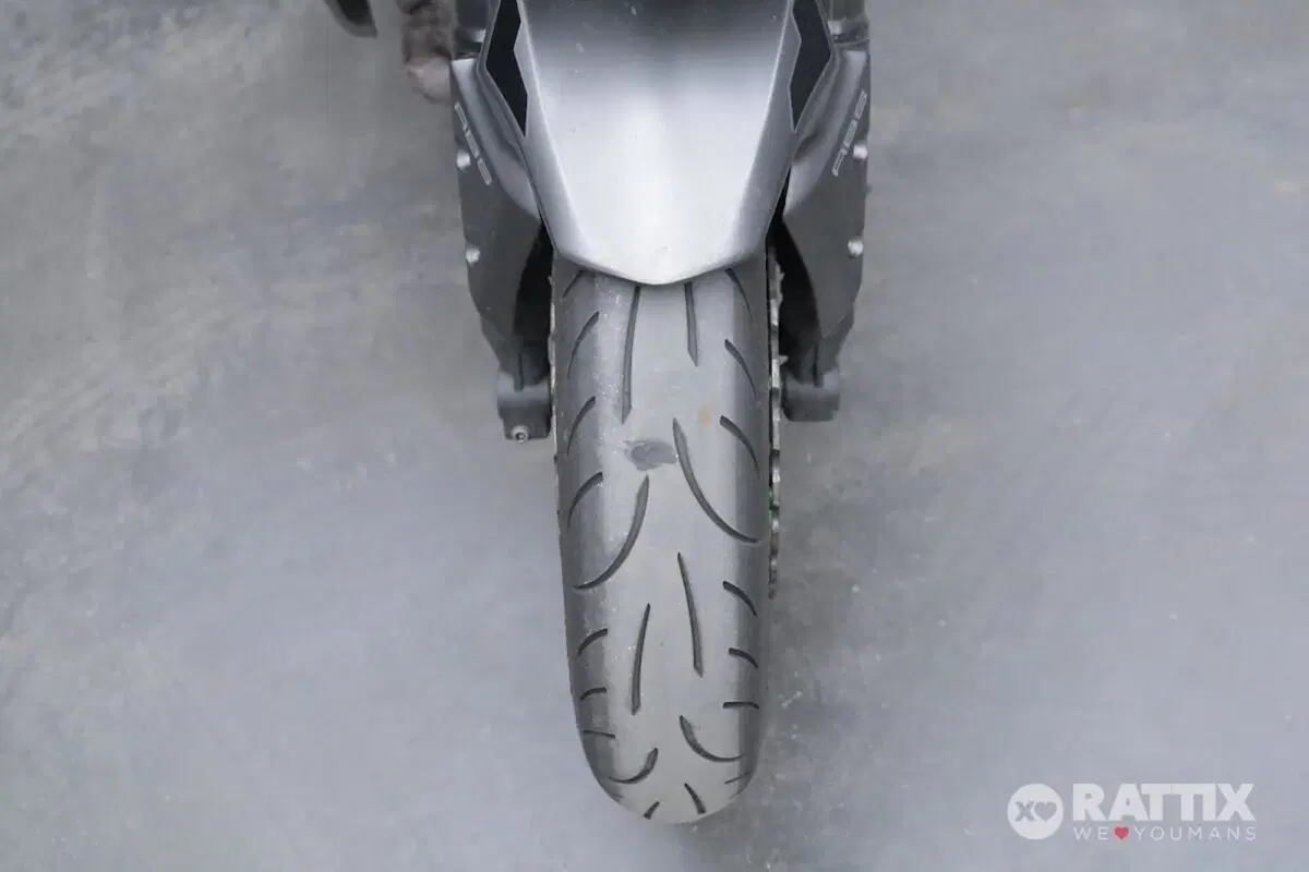 Kawasaki Z 900 (2021 - 24) (9)