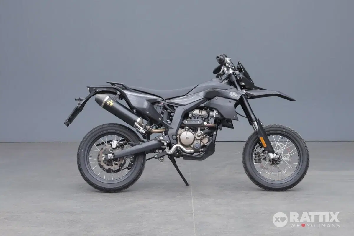 FB Mondial SMX 125 Motard (2021 - 24) (4)