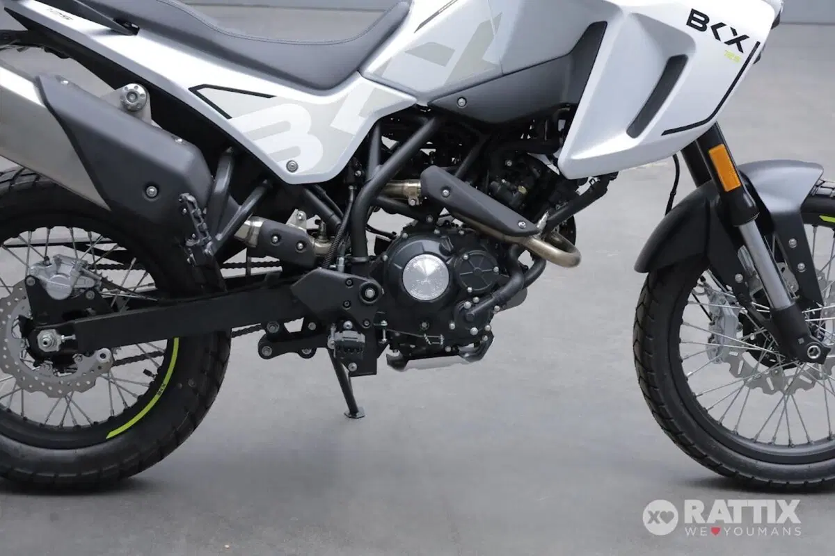 Benelli BKX 125 (2026) (8)