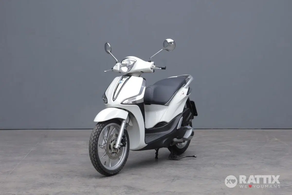 Piaggio Liberty 150 3V S ABS (2020) (2)